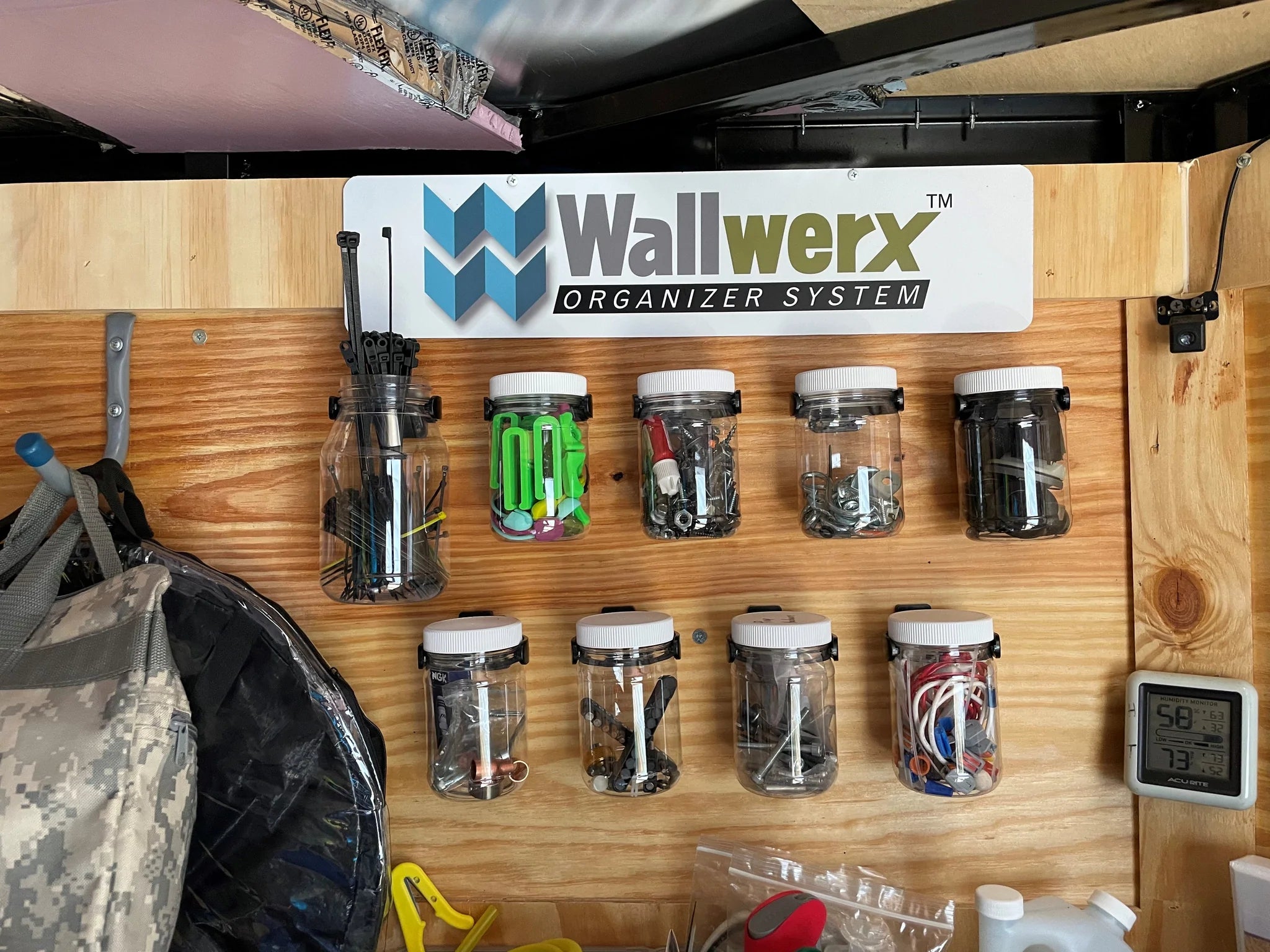 https://www.wallwerx.com/cdn/shop/files/Wallwerx-pegboard-storage-containers-jars-wall-mount-small-items_1024x1024@2x.webp?v=1689018118